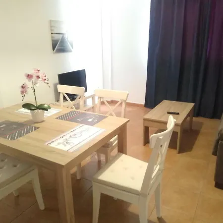 Arrecife Beach Apartament *